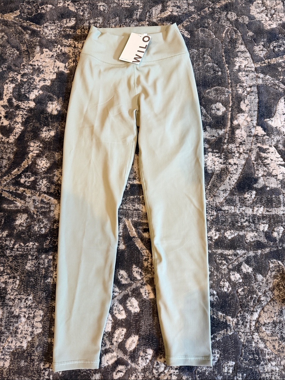 WILO 7/8 High-Waist Leggings in Rosemary Size S NWT